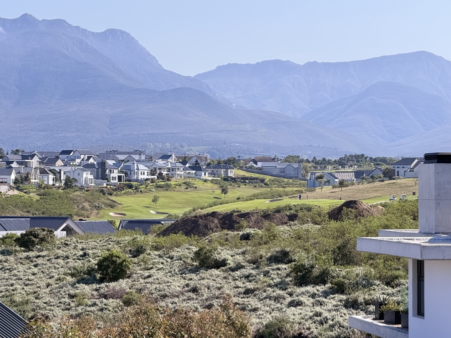 0 Bedroom Property for Sale in Kingswood Golf Estate Western Cape